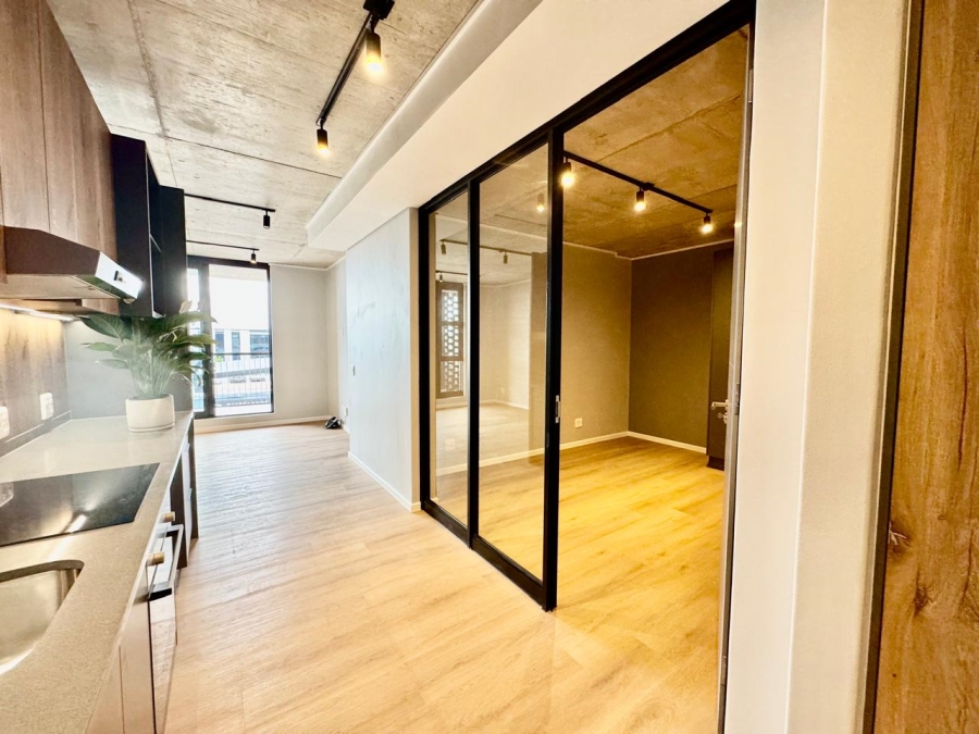 To Let 2 Bedroom Property for Rent in Observatory Western Cape